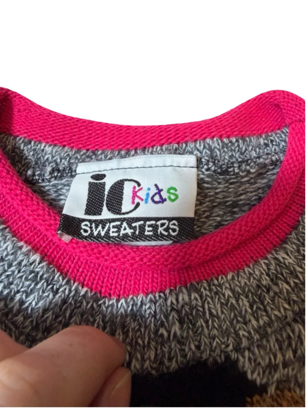 Vintage iO Kids Girls 5/6 Teddy Bear Novelty Knit Sweater Neon Pink Hearts